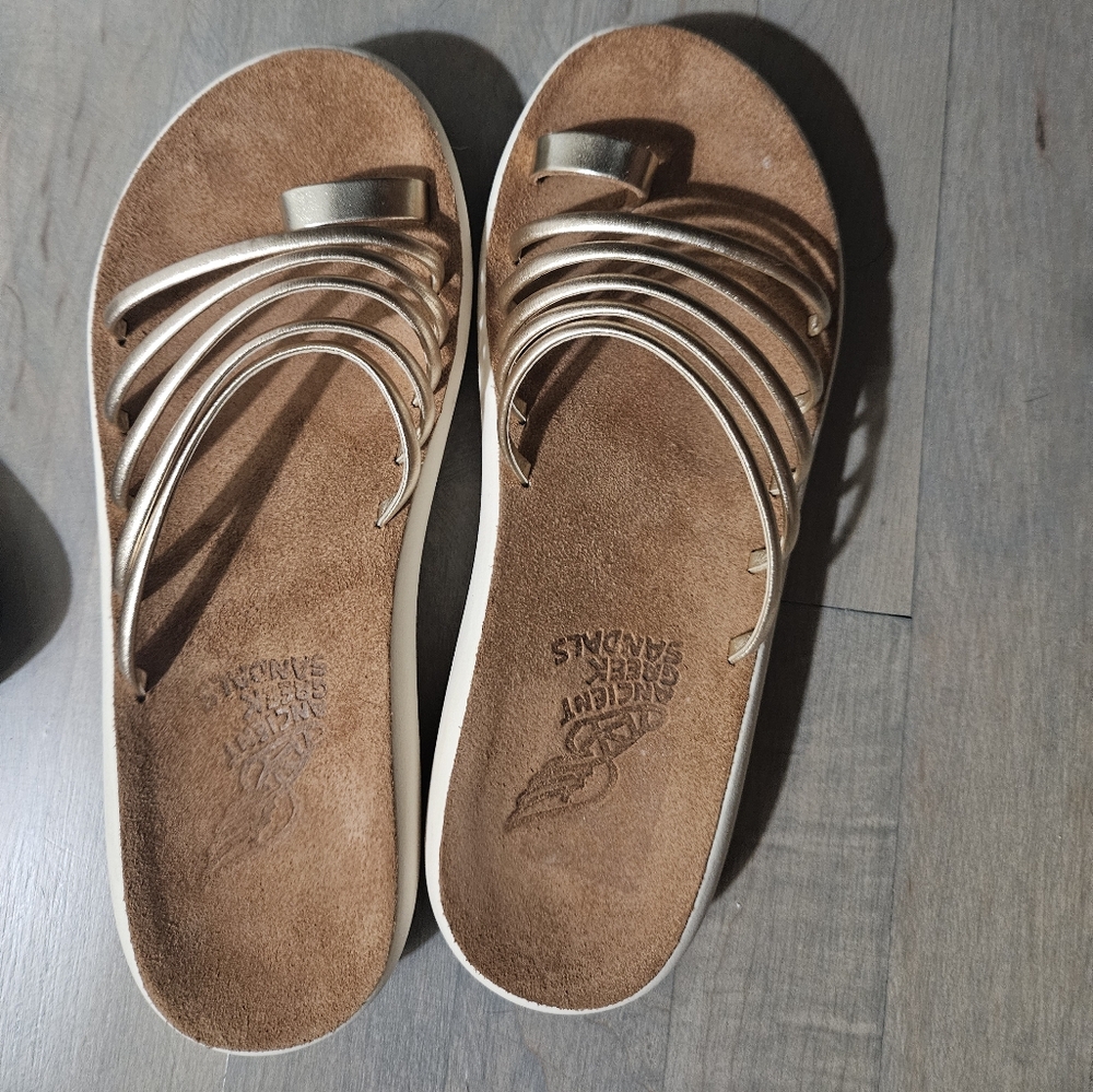 Ancient Greek Sandals LouLoudi